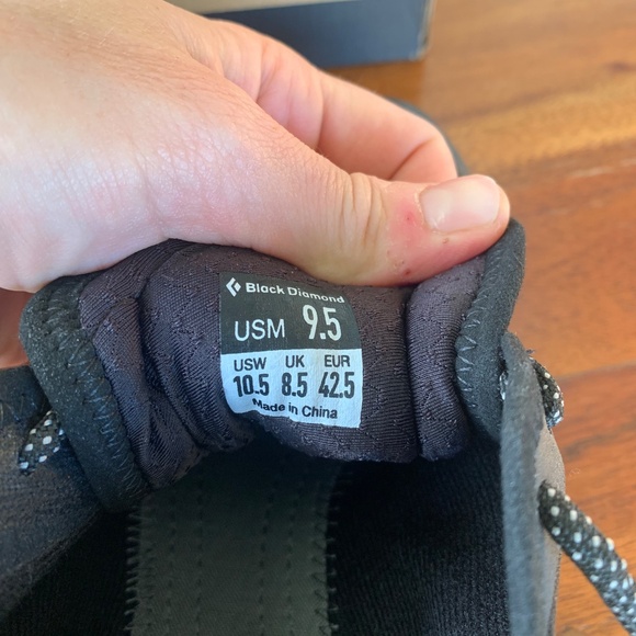 Black Diamond Momentum Lace Climbing Shoes (Men’s 10.5 Women’s 9.5) - Picture 3 of 3